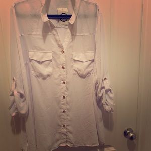 Fashion to Figure White 3/4 length sleeve Shirt
